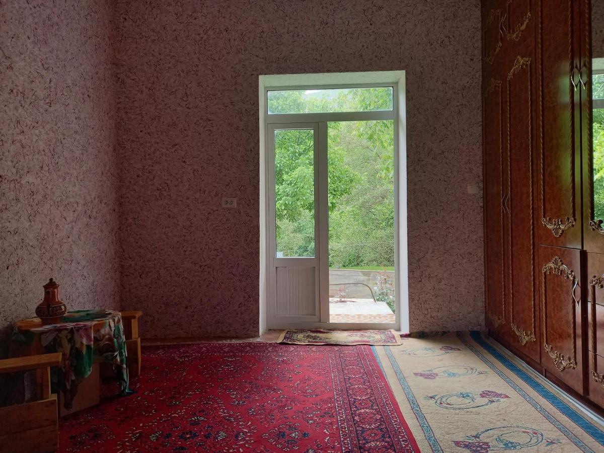 Forest Guest House Mirzakishlak Extérieur photo
